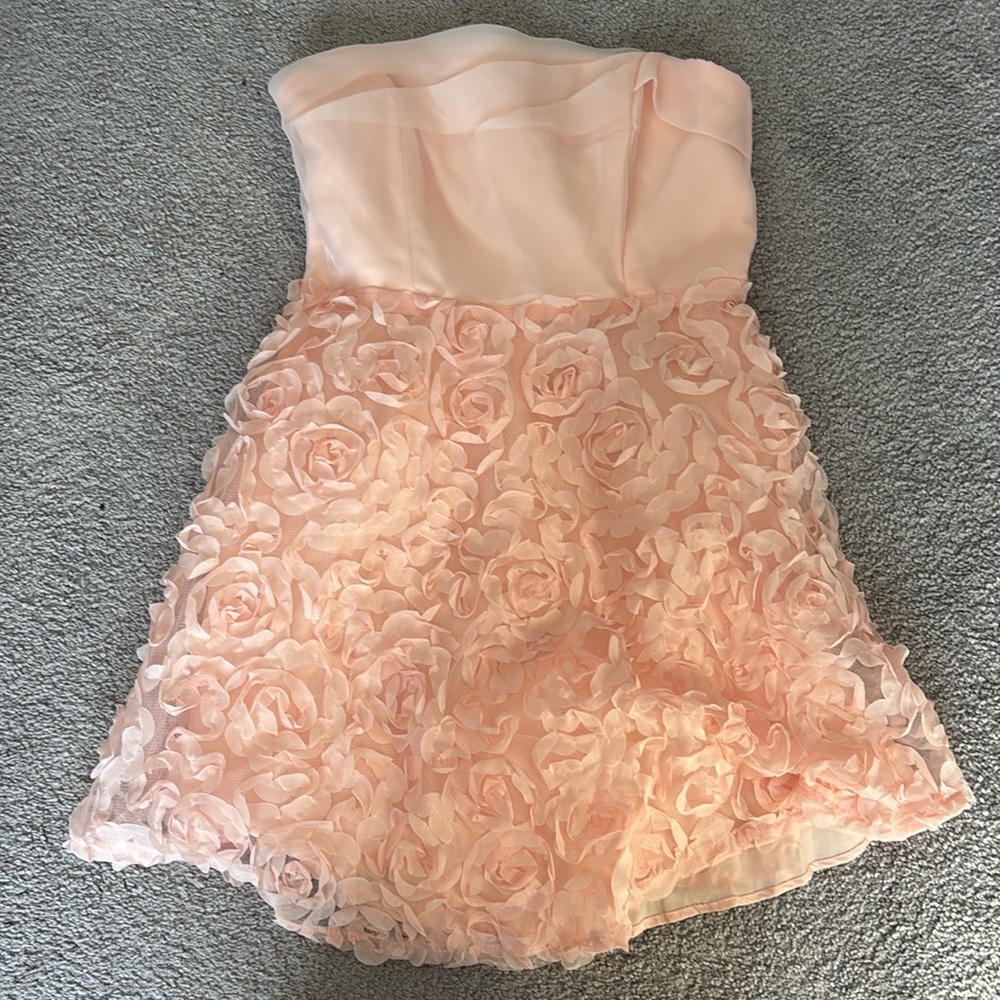 sleeveless never worn dress